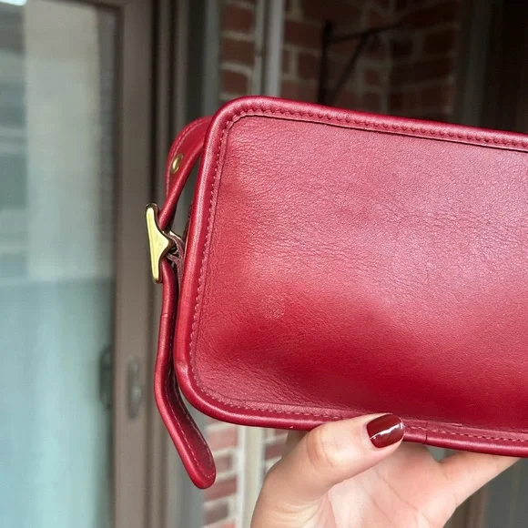 Vintage coach 9167 over counter camera bag crossbody red leather retro y2 legacy - Picture 9 of 14